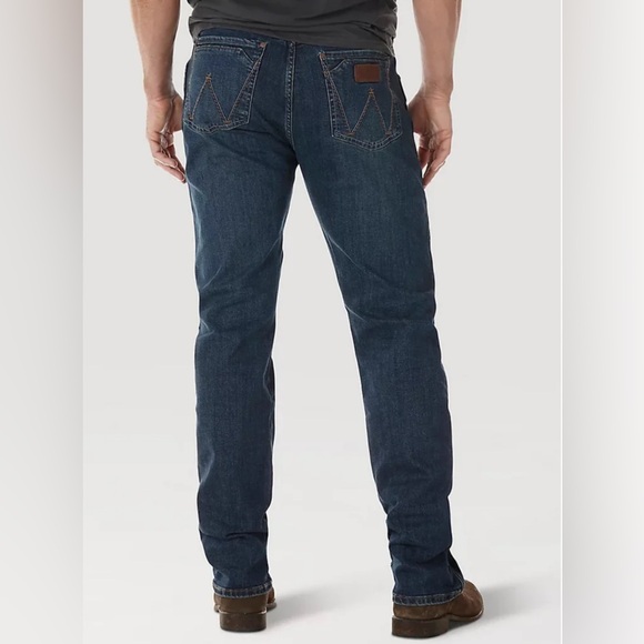 Wrangler Other - Wrangler Retro Men's Slim Straight Jeans, Size 38 x 32,
Like New!